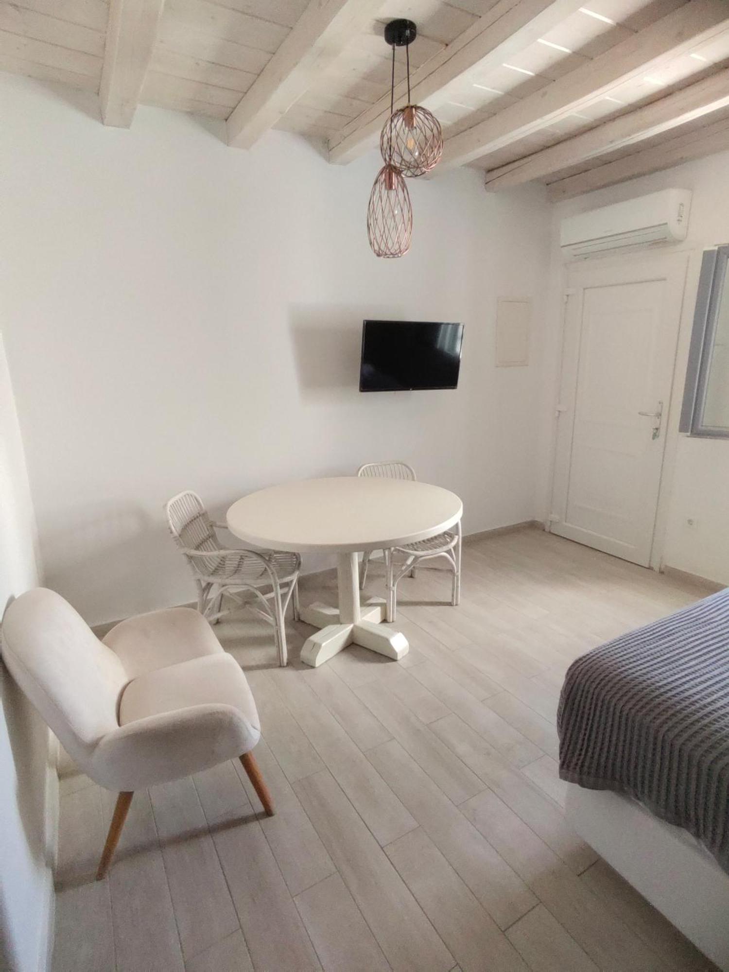 Ftelia Breeze Klouvas Exterior foto